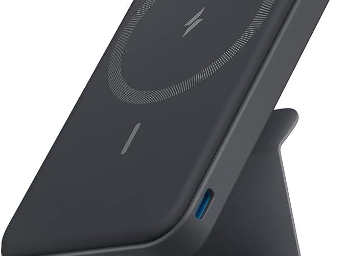 Anker Magnetic Battery, 5,000mAh Foldable Magnetic Wireless Portable Charger with Stand and USB-C